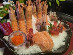 -万岛日本料理铁板烧(梅赛德斯奔驰店)