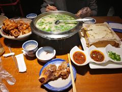 -95号酱骨·一块豆腐(展春园西路店)