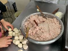 -黄阿姨锅贴大王(万航渡路店)