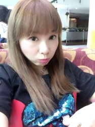 -镁连社·美联社