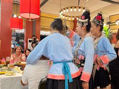 -刘姐啤酒鱼民族演艺餐厅(西街总店)