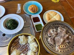 -蒙亨·手把肉·蒙古包文化主题餐厅(天恒广场店)