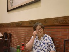 -梅龙镇酒家(南京西路总店)