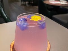 -Oasis Bar & Grill