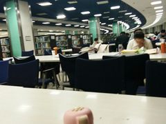 -湖北经济学院-图书馆