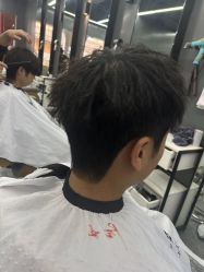 -藤野造型烫发染发