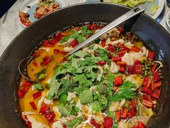 盐府沸腾鱼-懒人盐府人家(航天桥店)