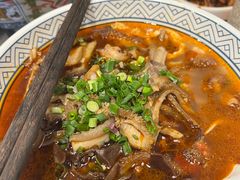 -粉吖吖·邵阳米粉(体育西路店)