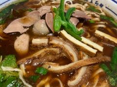 -镇南锅盖面馆(解放路店)