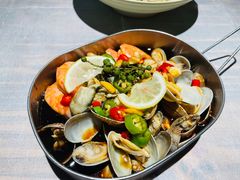 -巴厘龙虾·榜首油焖大虾(音乐学院·沿江酒馆店)