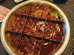 -邓莽子老火锅(中兴路总店)