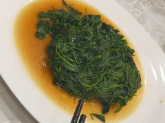 酒香草头-桦立酒家(宜山路店)