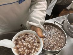 -芳婆糕团店(王府大街店)