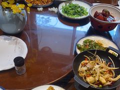-东来菜馆•手抓海鲜家常菜•海鲜锅贴(鸽子窝店)