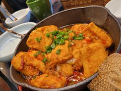 咕嘟肉末包浆豆腐-云海肴·汽锅鸡·云南代表菜(天山百盛优客店)