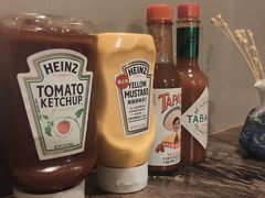 -HIGH FIVE哈福手工汉堡(桂林路店)