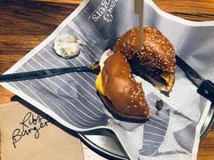 -Ribs & Burgers The Rocks