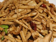 -美味故事特色餐厅(汉阳郭茨口店)