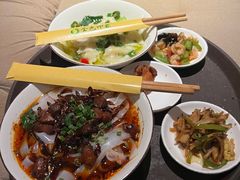 -金色印象·4K影院式足体养生(杨家坪西郊店)