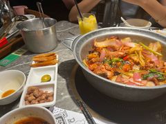 -禄婶鸡煲·打边炉