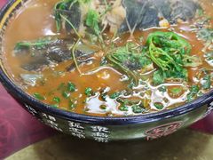 -魏四小鱼锅贴王