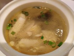 炭火菌菇老鸡汤-绿杨春·淮扬宴(庐山路店)