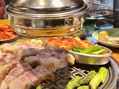 -唯成•韩国炭火烤肉 유성고기