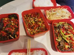 -独一佳老胡湘菜馆(矿山路店)