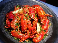 -肥肥虾庄·金牌油焖大虾(沙湖店)