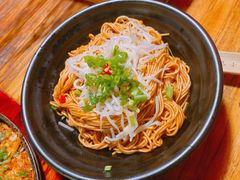 葱油拌面-李不管把把烧(华海路店)