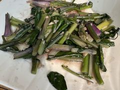 蒜蓉炒菜苔-小竹林农庄