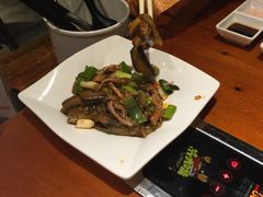 -马路边上·小海鲜烧烤(八一路店)