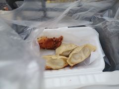 -黄阿姨锅贴大王(万航渡路店)