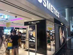 -中免(澳门机场免税店)