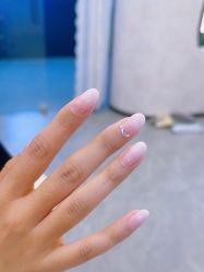 -七彩虹美甲美睫 半永久