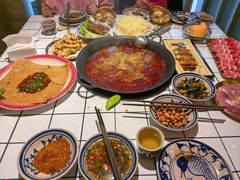 -旧街市鲜货老火锅(大光路店)