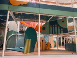 -奈尔宝家庭中心·亲子餐厅(鄞州万达店)