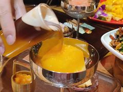 -月亮眼花园餐厅书吧酒吧