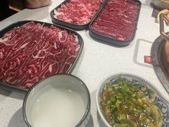 -牛村来人潮汕牛肉火锅(西单店)