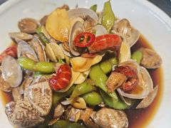 -大胡同天津菜·海肠捞饭·津门皮皮虾锅贴一绝(西姜井店)