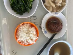 -同济大学本部学苑饮食广场