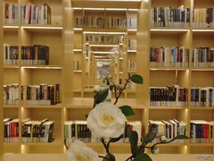 -漕河泾街道图书馆(漕河泾社区文化活动中心店)