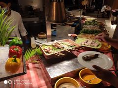 -亚龙湾希尔顿自助餐厅·海鲜·烧烤·沙滩BBQ·现场乐队
