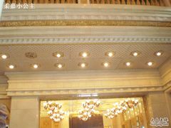 -南洋冠盛酒店(广州天河公园地铁站店)