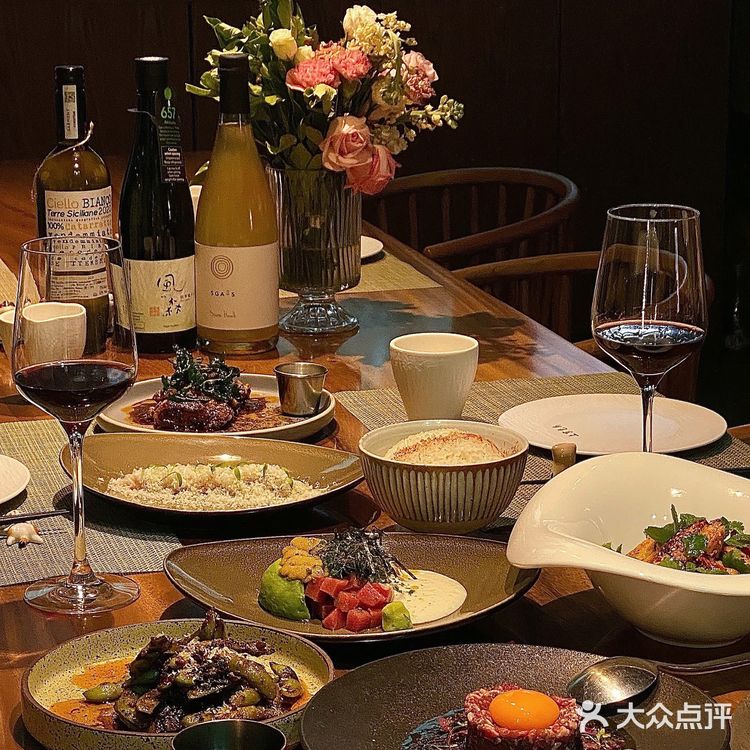 北京三里屯的日料店很惊喜，这种氛围感特别松弛！