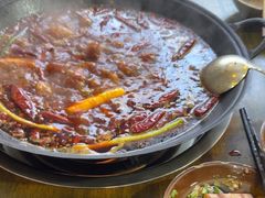 -黄潇洒老火锅(九眼桥宏济巷店)