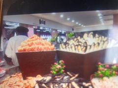 -新艺自助美食城(中山路店)
