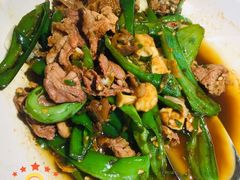 -费大厨辣椒炒肉(黄兴中心广场店)