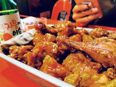 -BHC炸鸡(明洞总店)