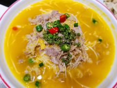 酸汤肥牛-食欲老院子荆芥疙瘩汤(经五路店)